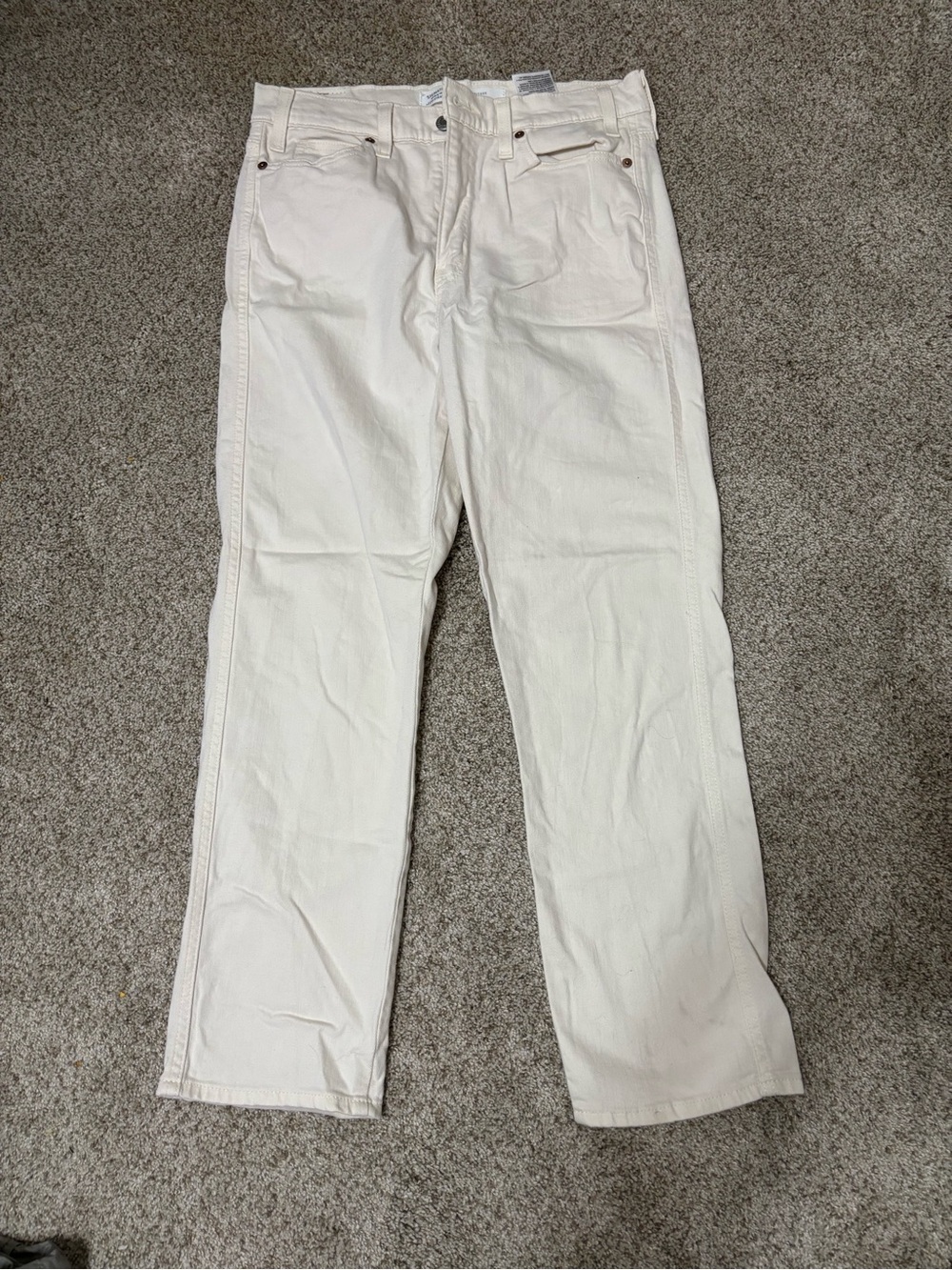 Signature by Levi Strauss High-Rise Straight Leg Jeans in Off-White